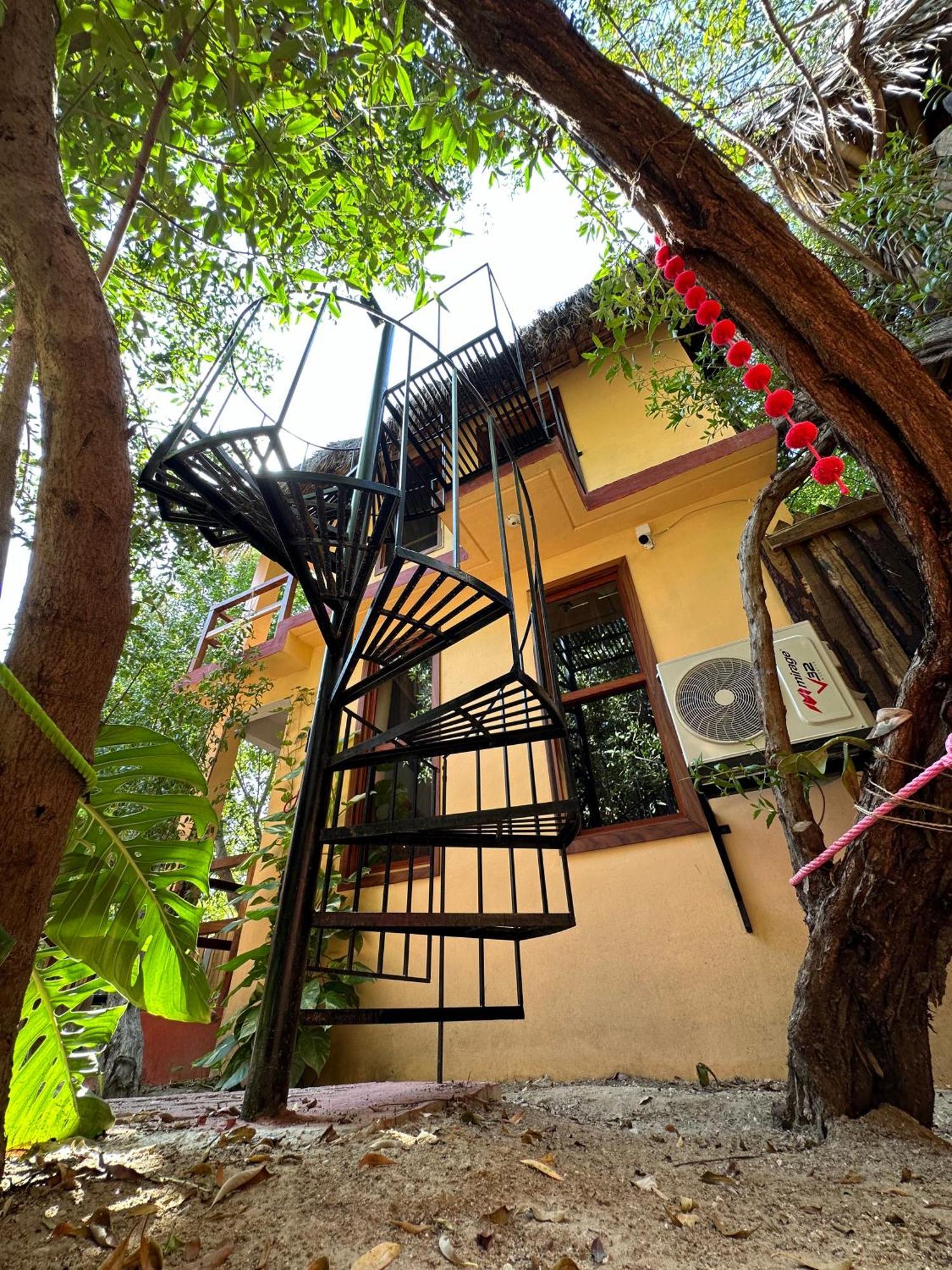 ホテル Casa Ava マスンテ エクステリア 写真